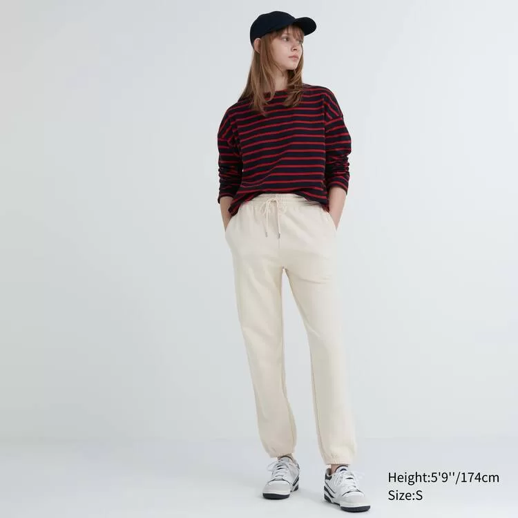Uniqlo Joggers (Long) Women’s Pants Beige Uniqlo Joggers (Long) Women’s Pants Beige