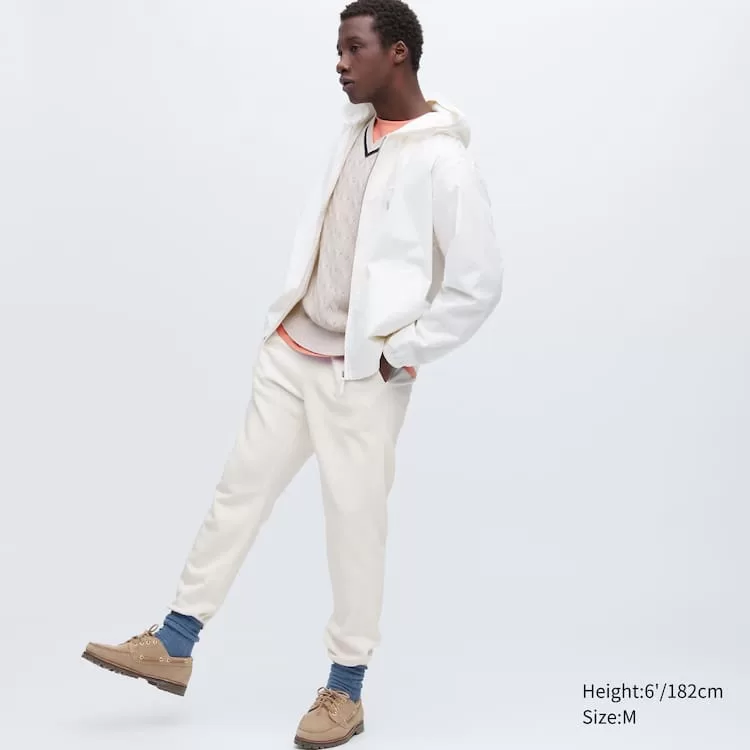 Uniqlo Men’s Joggers Pants White Uniqlo Men’s Joggers Pants White