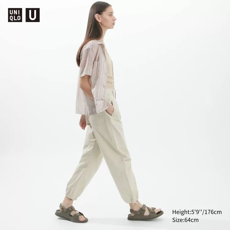 Uniqlo U Women’s Pleated Jogger Pants Beige Uniqlo U Women’s Pleated Jogger Pants Beige