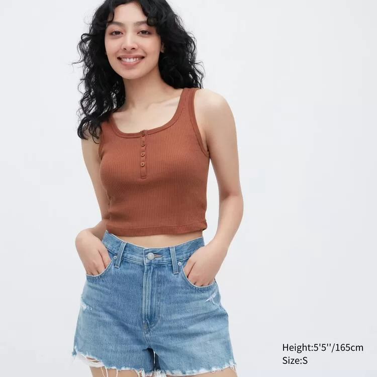 Uniqlo Women’s Ribbed Henley Neck Cropped Tops Brown Uniqlo Women’s Ribbed Henley Neck Cropped Tops Brown